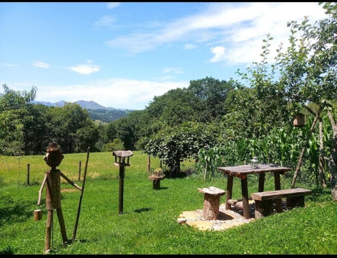 El Cotu En Cangas De *
